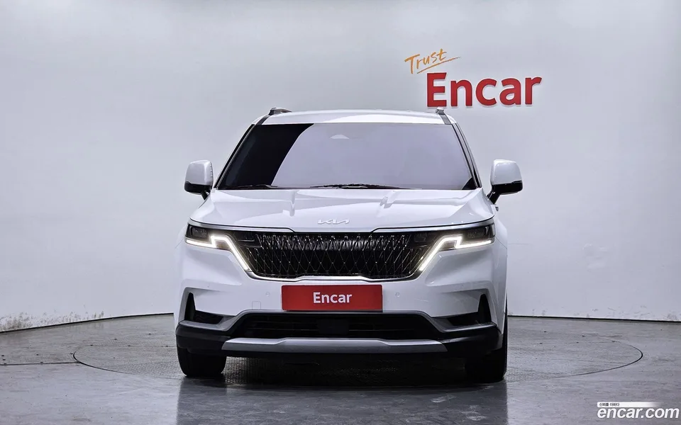 Kia Carnival 11 2023 — миниатюра 3