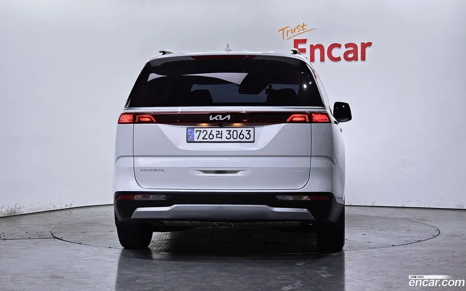 Kia Carnival 11 2023 — миниатюра 4