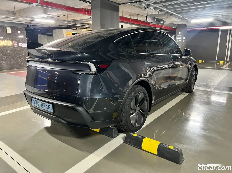 Tesla Model Y RWD 2026 — миниатюра 5