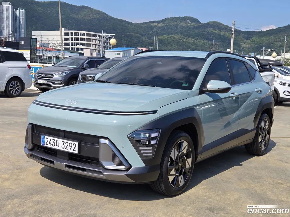 Hyundai Kona Hybrid 2025 — фото 1, купить с доставкой в Москву