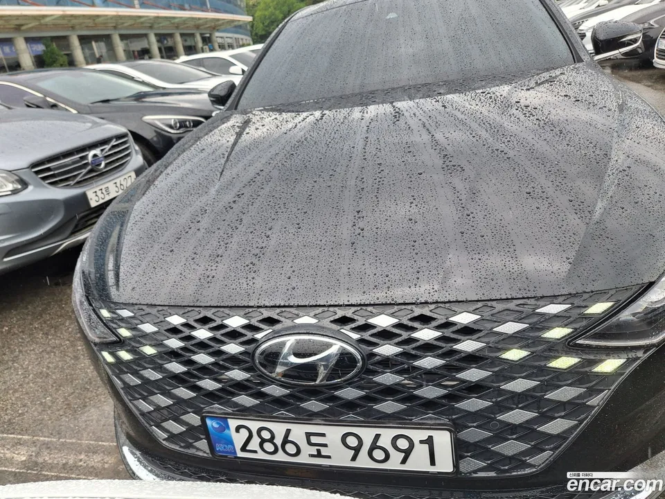 Hyundai Grandeur IG 3.0 LPi () 2022 — фото 1, купить с доставкой в Москву