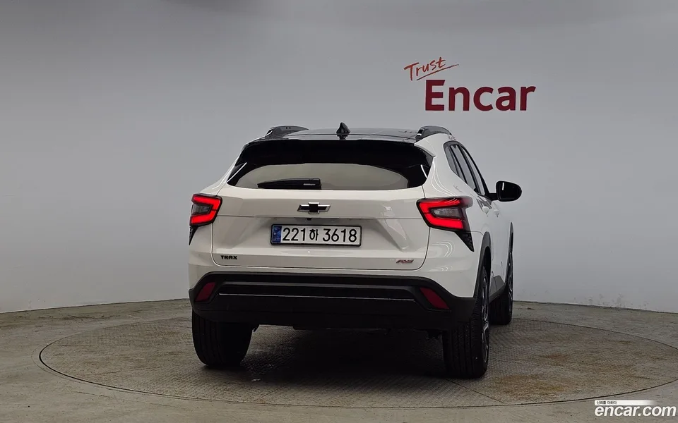 Chevrolet Trax Crossover 1.2 RS 2023 — миниатюра 4