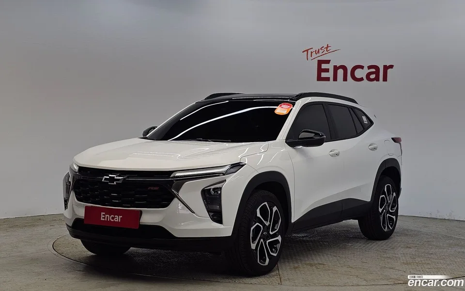 Chevrolet Trax Crossover 1.2 RS 2023 — фото 1, купить с доставкой в Москву