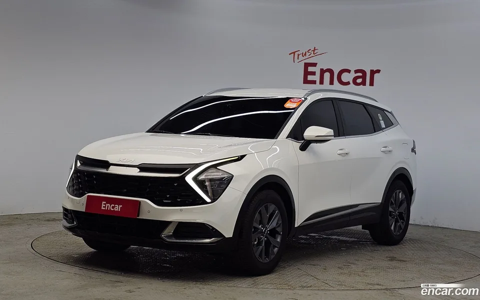 Kia Sportage 1.6 2WD 2022 — фото 1, купить с доставкой в Москву