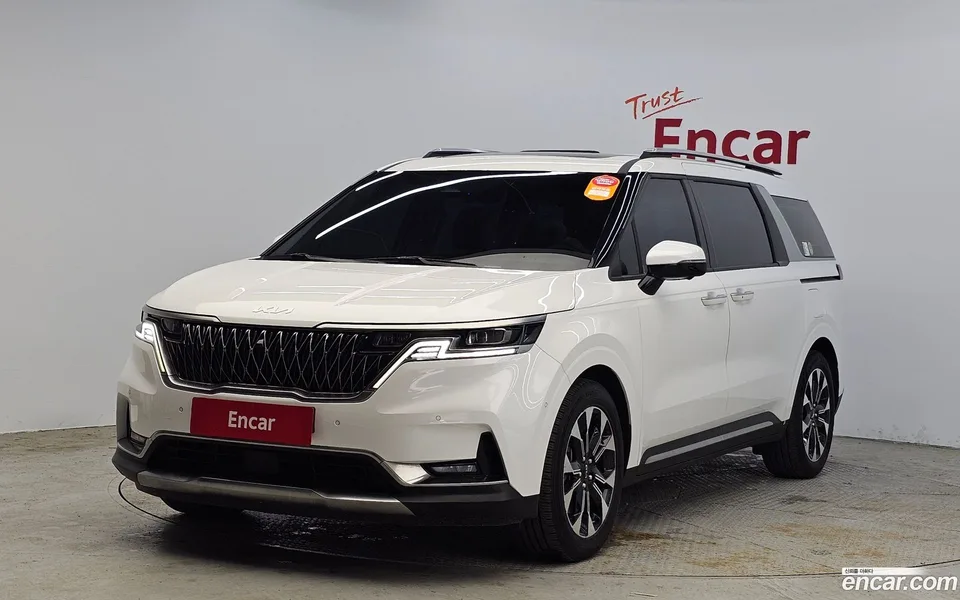 Kia Carnival 9 2022 — фото 1, купить с доставкой в Москву