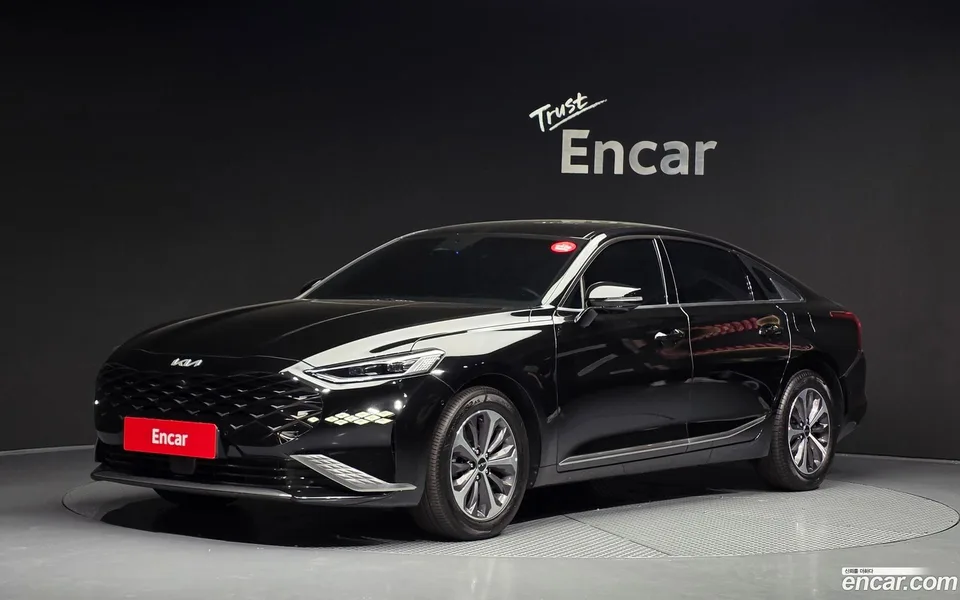 Kia K8 Hybrid 2023 — фото 1, купить с доставкой в Москву