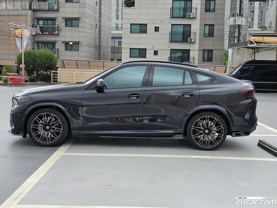 BMW X6 M 4.4 2023 — миниатюра 2