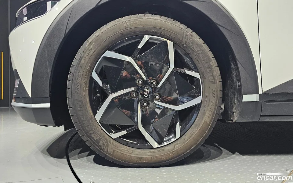 Hyundai Ioniq 5 AWD 2024 — миниатюра 2