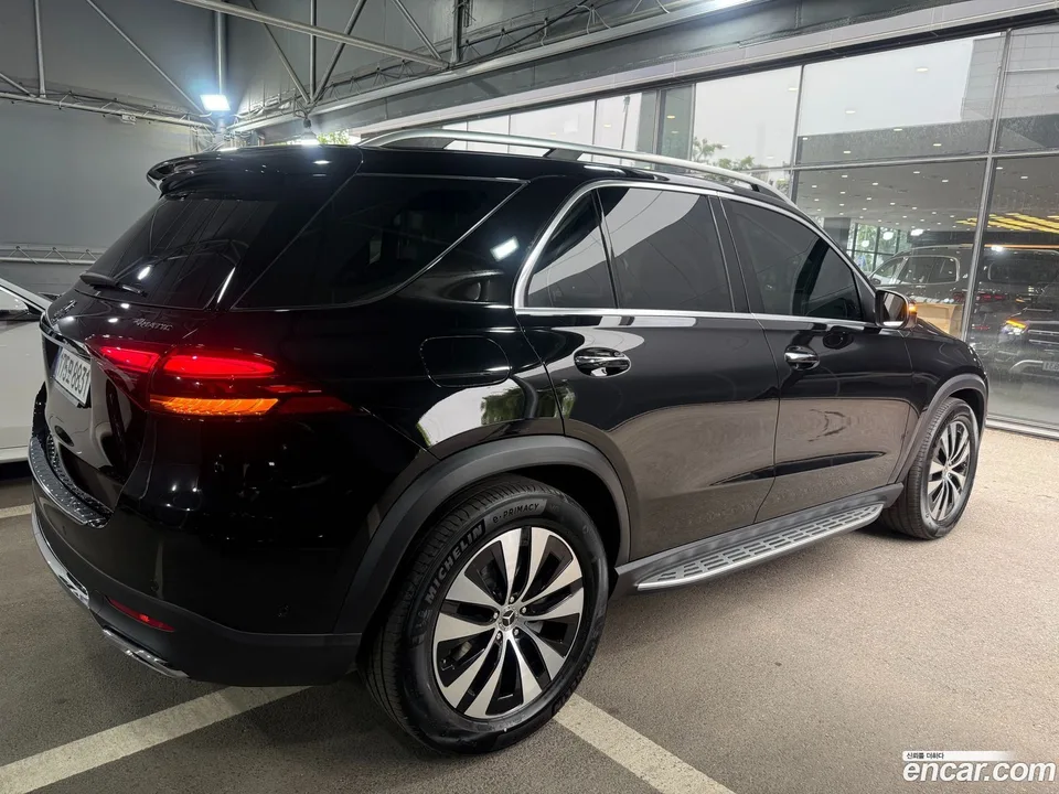 Mercedes-Benz GLE-Class GLE350 4MATIC 2025 — миниатюра 4