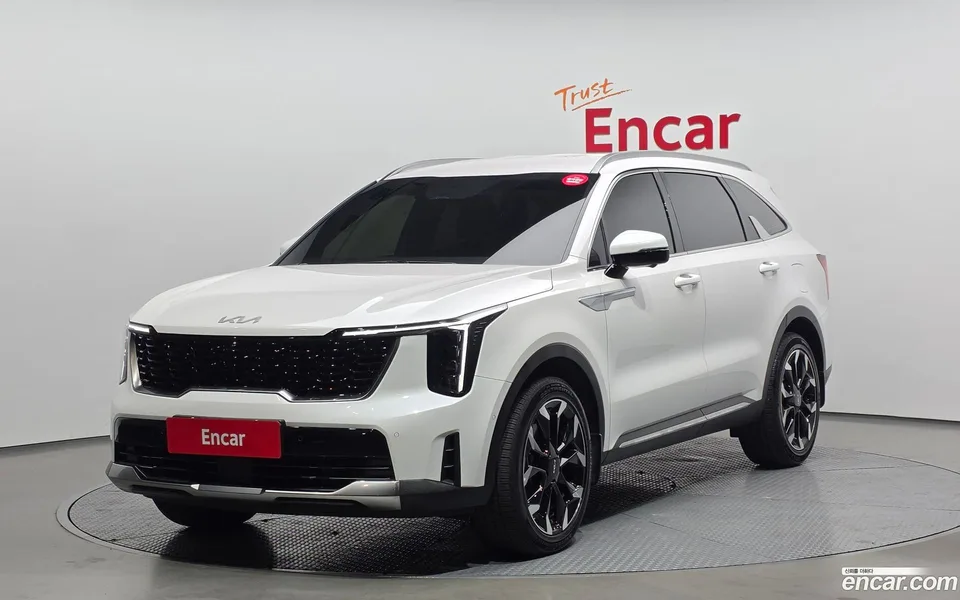Kia Sorento 2.5T 2WD 2025 — фото 1, купить с доставкой в Москву