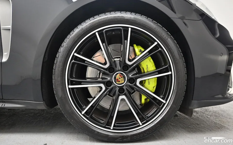 Porsche Panamera (971) 2.9 AWD E- 2023 — миниатюра 2