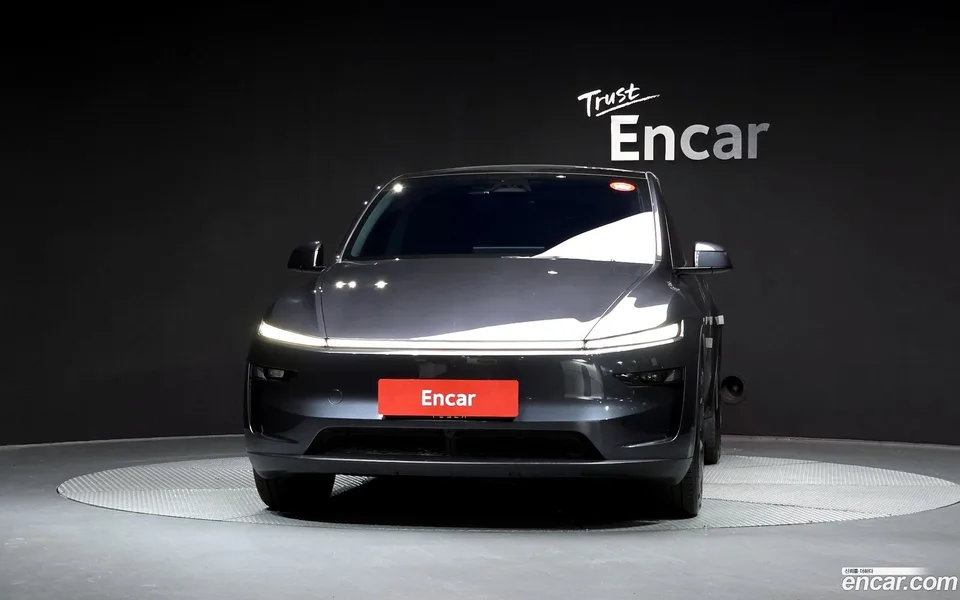 Tesla Model Y RWD 2025 — миниатюра 3