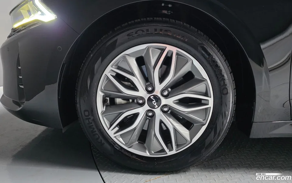 Kia K5 Hybrid 2022 — миниатюра 2