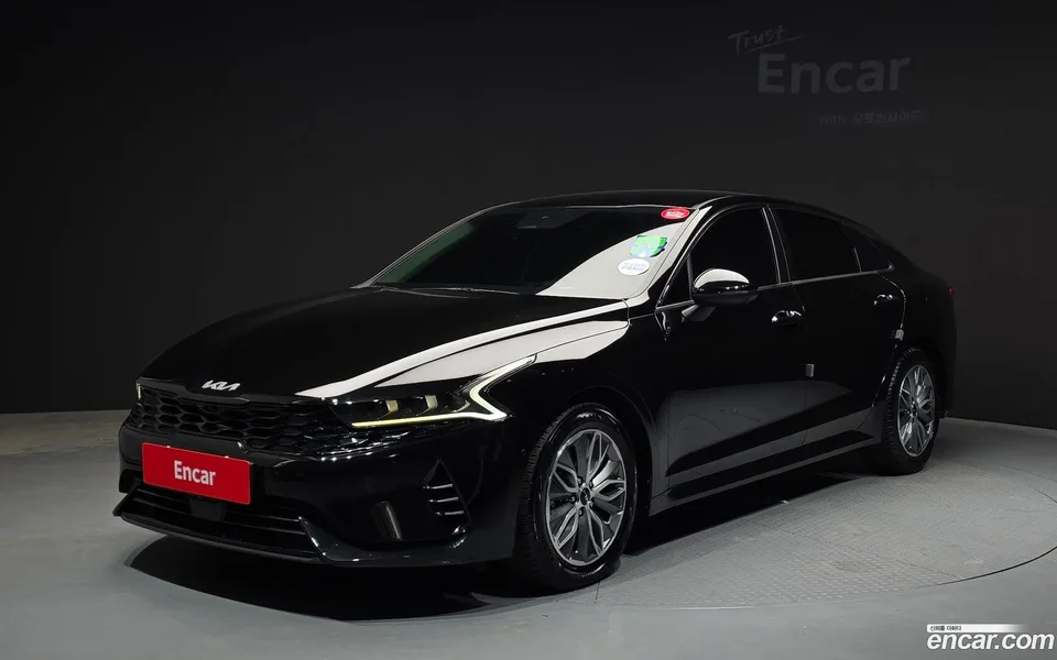 Kia K5 Hybrid 2022 — фото 1, купить с доставкой в Москву