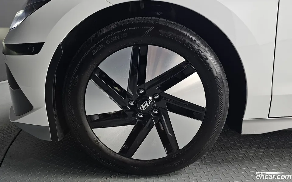 Hyundai Ioniq 6 2023 — миниатюра 2