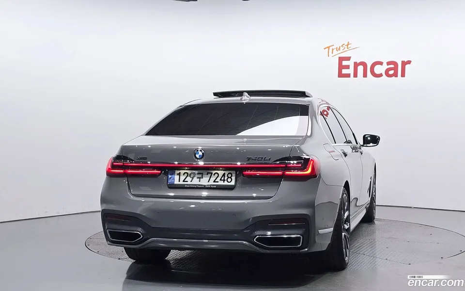 BMW 7 Series 740Li xDrive M 2022 — миниатюра 4