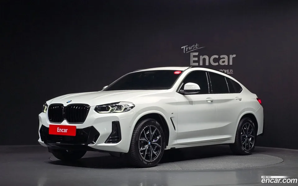 BMW X4 xDrive20i M 2024 — фото 1, купить с доставкой в Москву