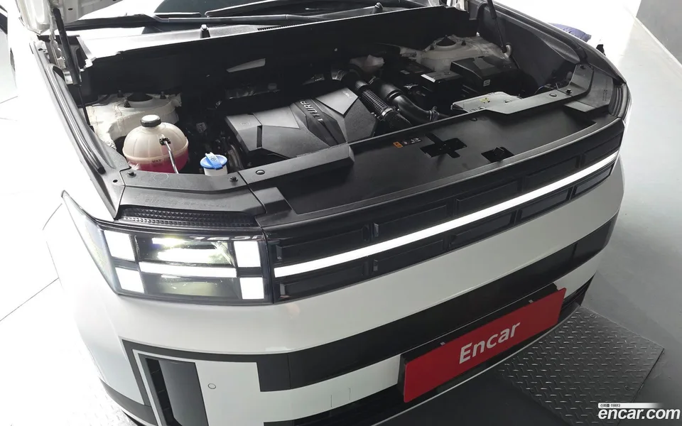 Hyundai SantaFe 2.5T 2WD 2023 — миниатюра 5