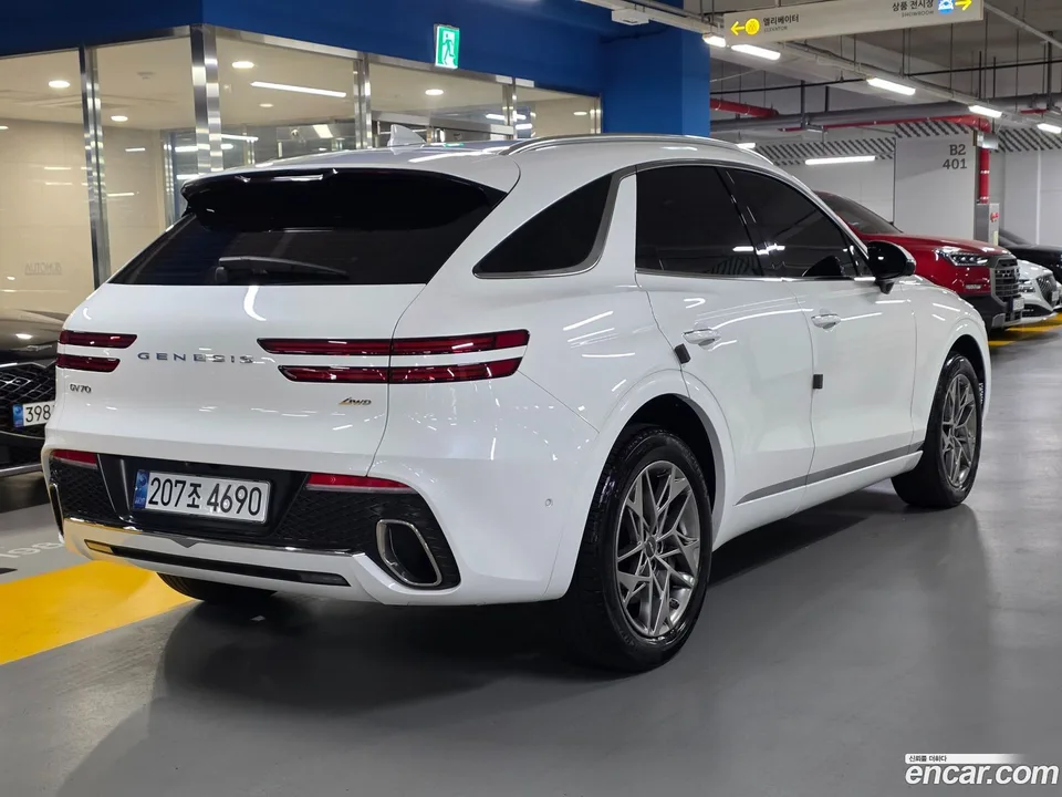 Genesis GV70 2.5T AWD 2022 — миниатюра 3