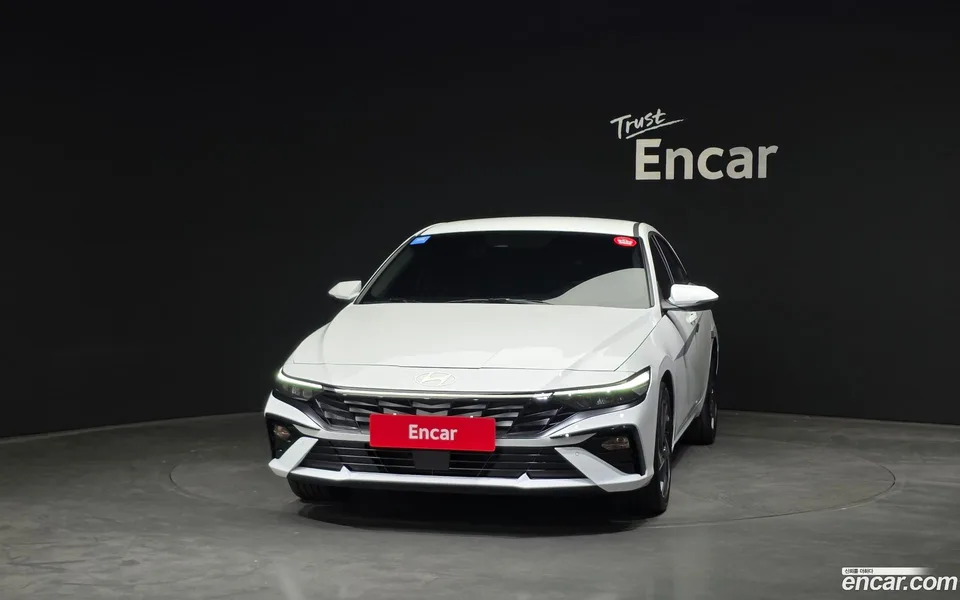 Hyundai Avante CN7 Hybrid 2025 — миниатюра 3