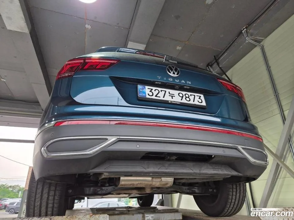 Volkswagen Tiguan 2.0 TDI 2024 — фото 1, купить с доставкой в Москву
