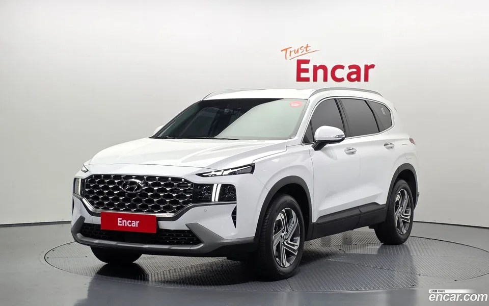 Hyundai SantaFe 2.2 2WD 2023 — фото 1, купить с доставкой в Москву