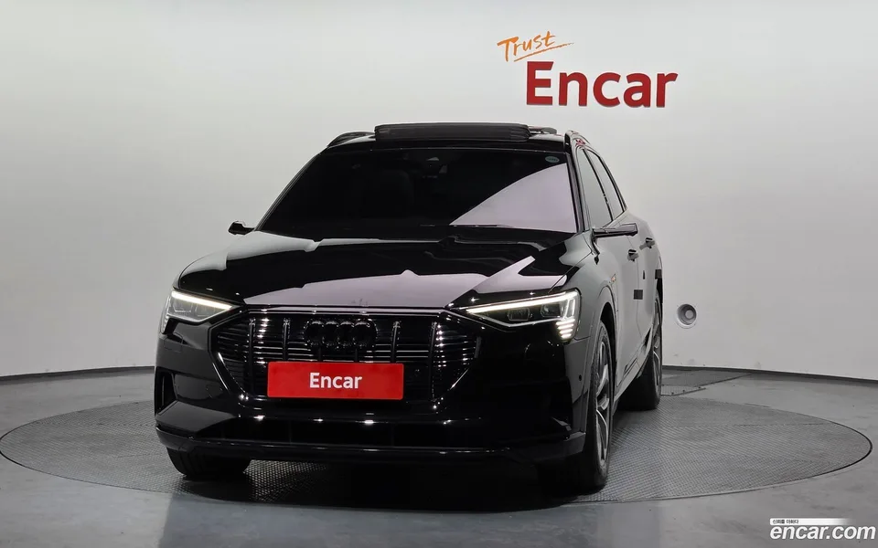 Audi e-tron 55 2023 — миниатюра 3