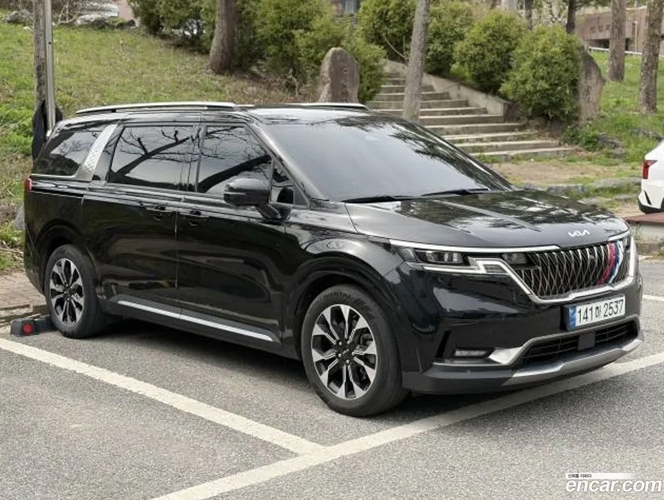 Kia Carnival 9 2022 — миниатюра 3