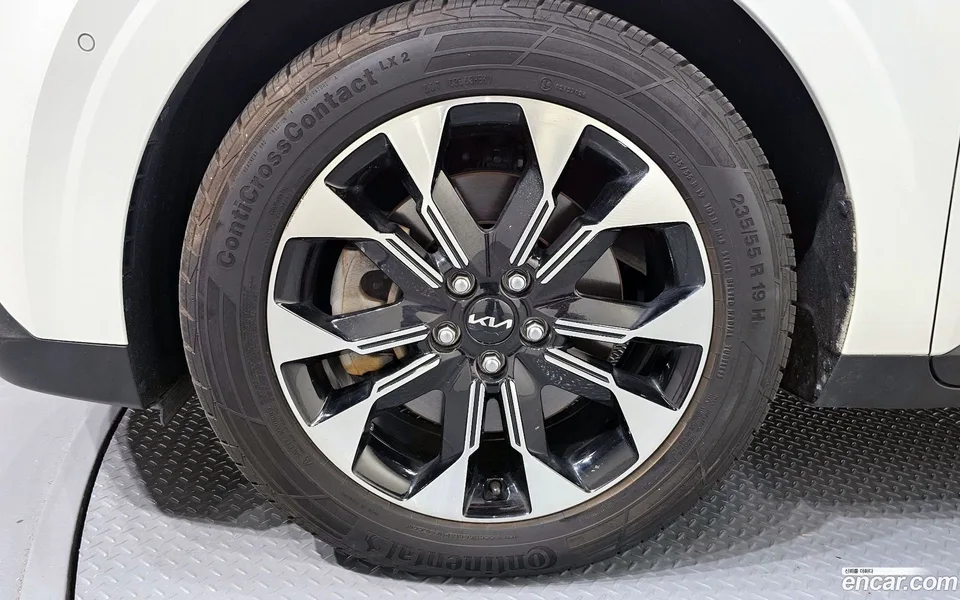 Kia Carnival 9 2023 — миниатюра 5