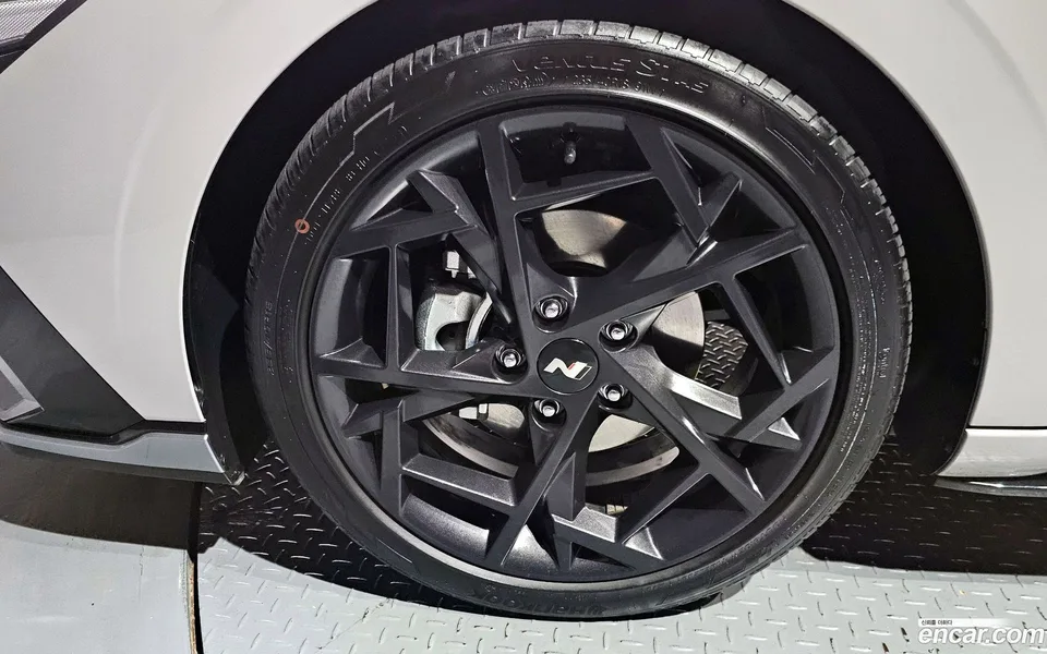 Hyundai Avante CN7 1.6 2023 — миниатюра 2