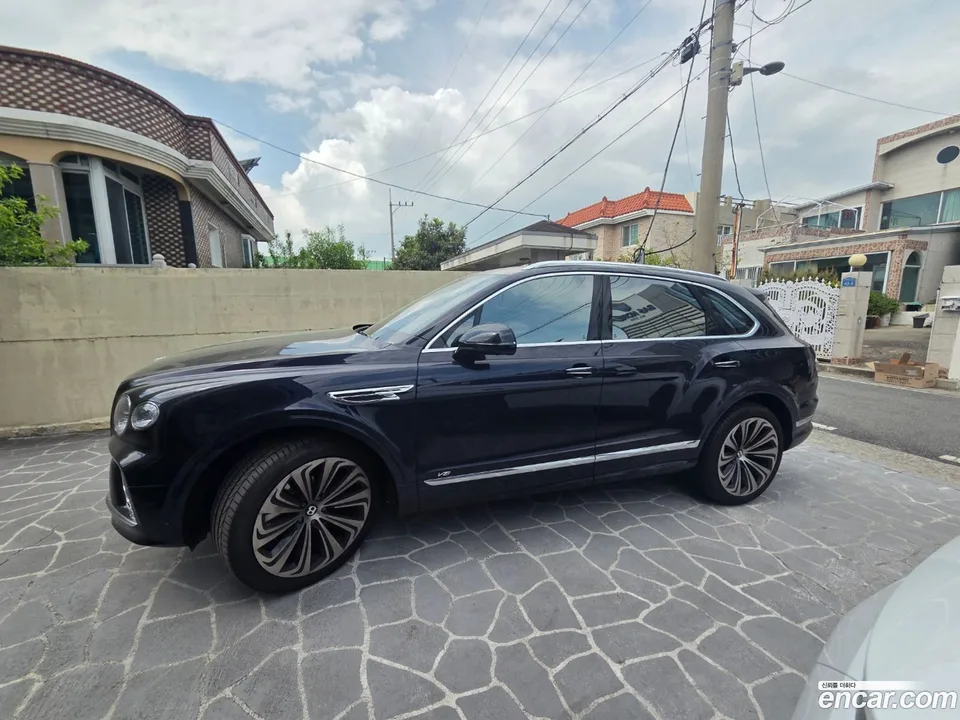 Bentley Bentayga 4.0 V8 2022 — миниатюра 4