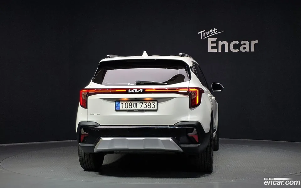 Kia Seltos 1.6 2WD 2023 — миниатюра 4