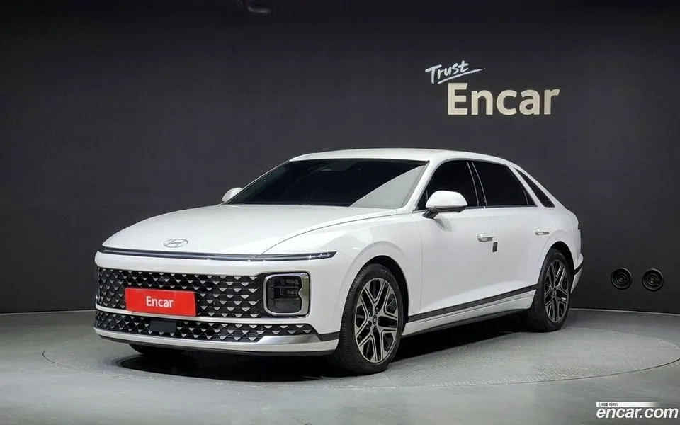 Hyundai Grandeur Hybrid 2024 — фото 1, купить с доставкой в Москву