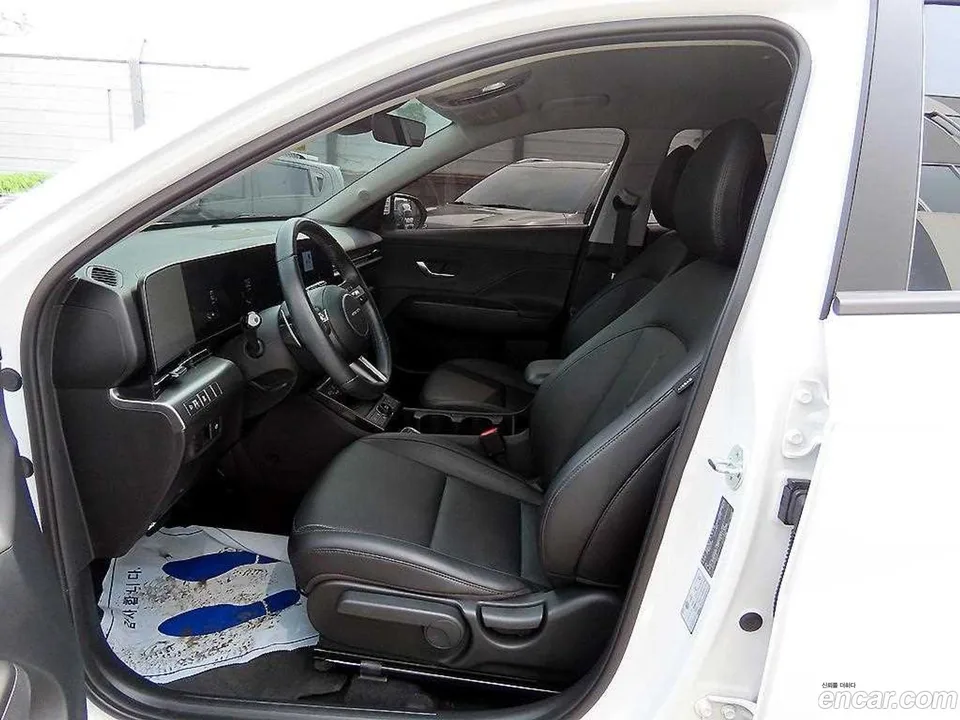 Hyundai Kona 1.6 2WD 2023 — миниатюра 2