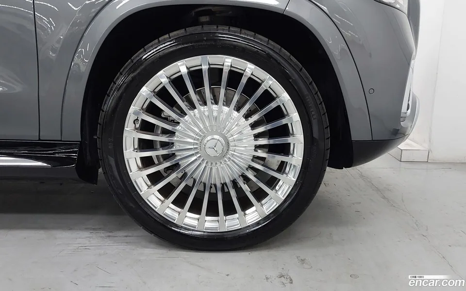 Mercedes-Benz GLS-Class GLS600 4MATIC 2025 — миниатюра 2