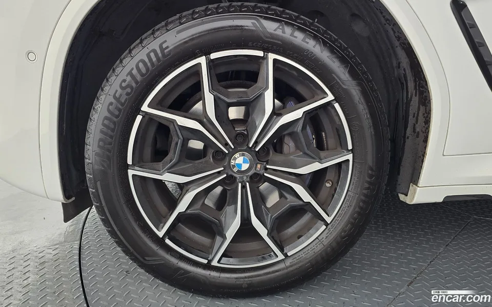 BMW X4 xDrive20d M 2024 — миниатюра 2