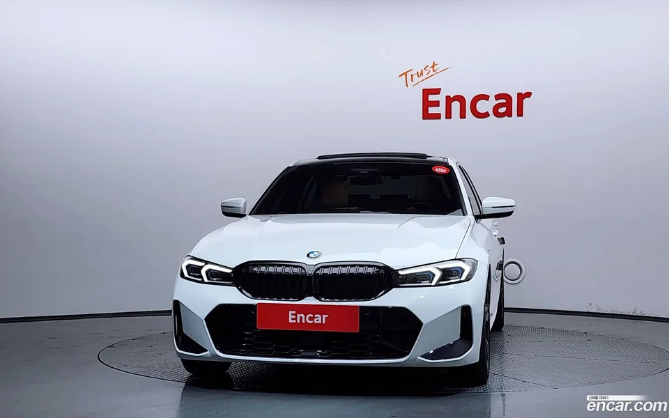 BMW 3 Series 320i M 2023 — миниатюра 3