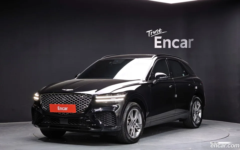 Genesis GV70 2.5T AWD 2022 — фото 1, купить с доставкой в Москву