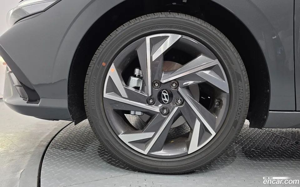 Hyundai Avante CN7 1.6 LPi 2026 — миниатюра 2