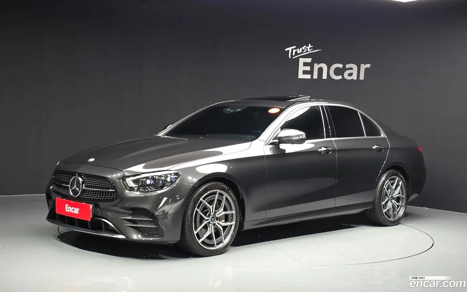 Mercedes-Benz E-Class E220d 4MATIC AMG Line 2022 — фото 1, купить с доставкой в Москву