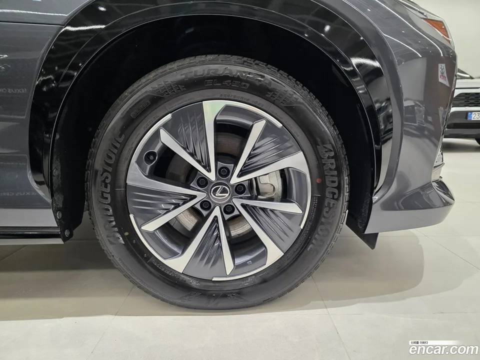 Lexus RZ 450e 2023 — миниатюра 5