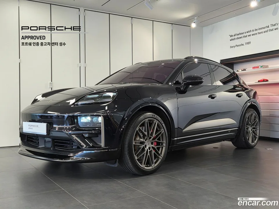 Porsche Macan Electric 2025 — фото 1, купить с доставкой в Москву