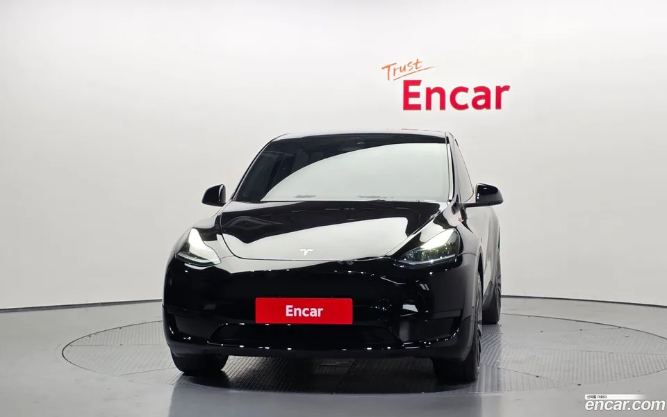 Tesla Model Y RWD 2023 — миниатюра 3