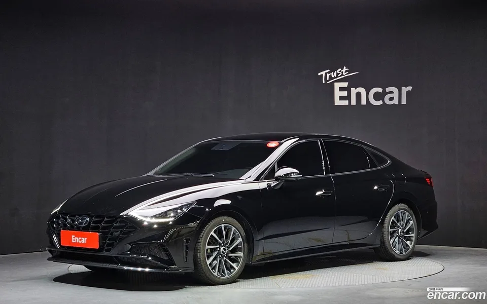 Hyundai Sonata 2.0 2023 — фото 1, купить с доставкой в Москву