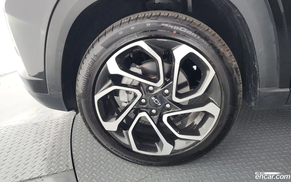 Chevrolet Trax Crossover 1.2 RS 2025 — миниатюра 2