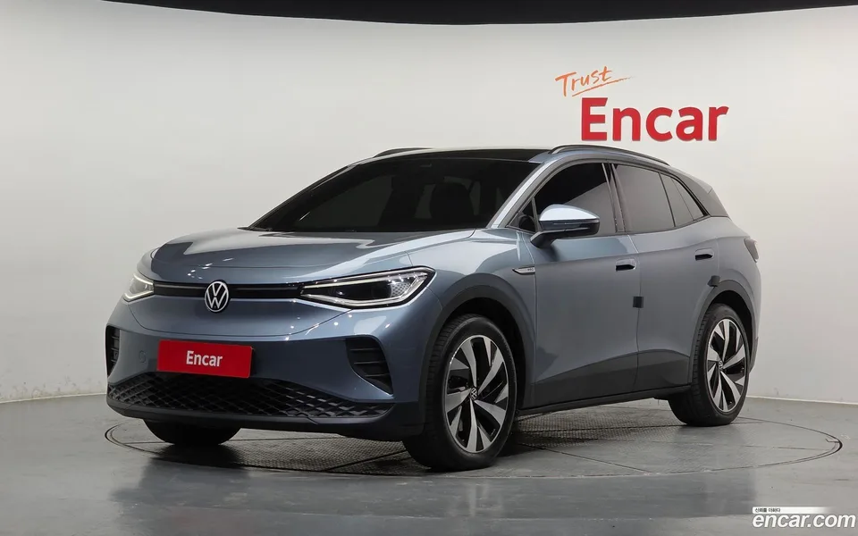 Volkswagen ID.4 2023 — фото 1, купить с доставкой в Москву