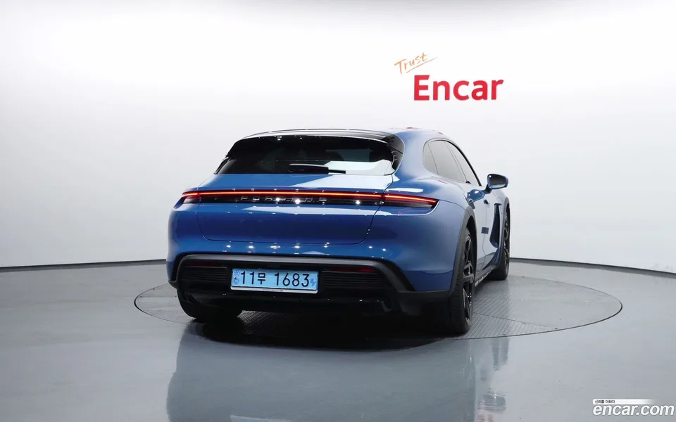 Porsche Taycan 4 2022 — миниатюра 4