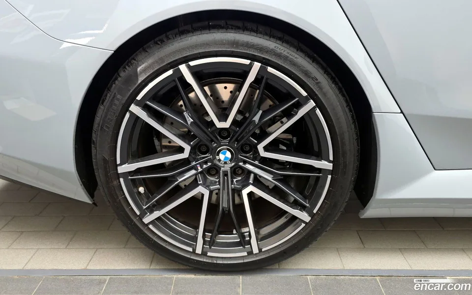 BMW M5 M5 2025 — миниатюра 2