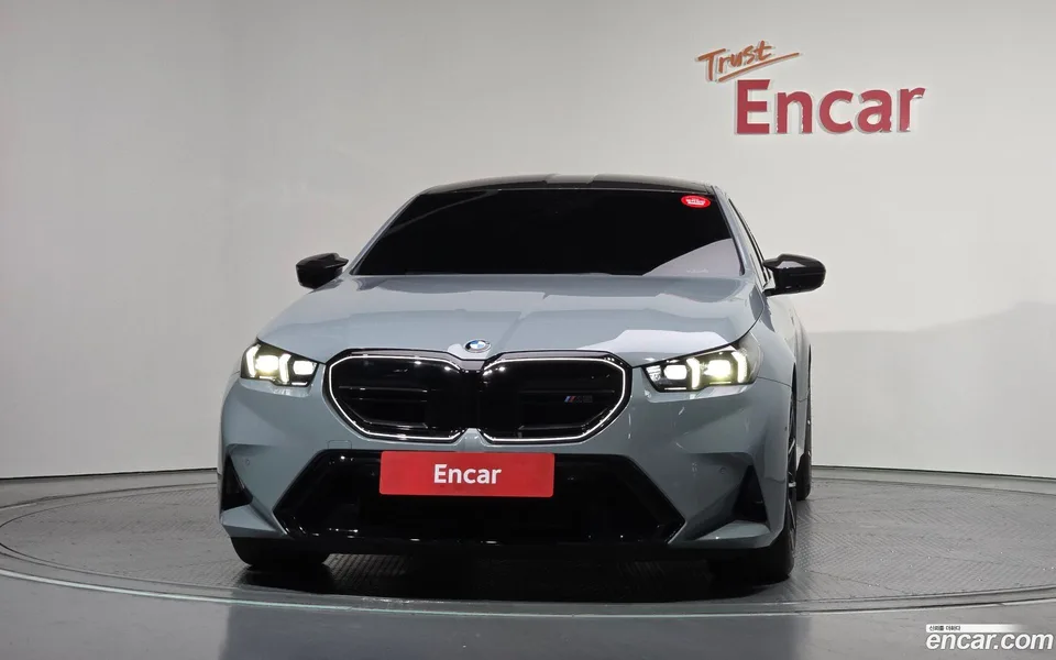 BMW M5 M5 2025 — миниатюра 3