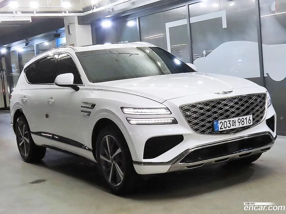 Genesis GV80 2.5T AWD 2024 — фото 1, купить с доставкой в Москву